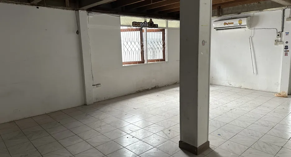 For rent office in Suan Luang, Bangkok