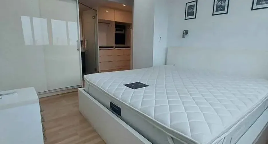 For sale and for rent 3 bedrooms condo in Bang Na, Bangkok