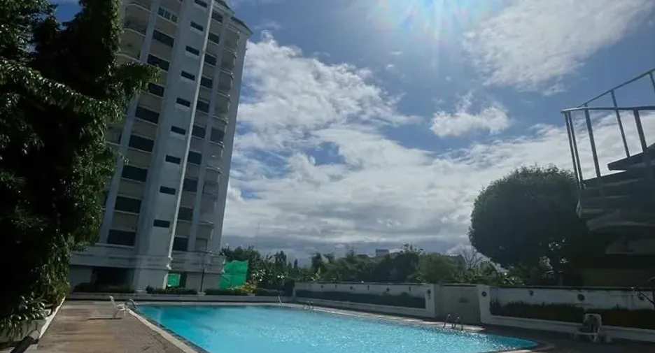 For sale and for rent 3 bedrooms condo in Bang Na, Bangkok