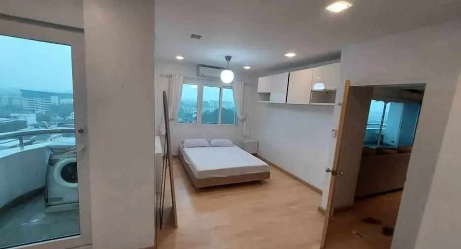 For sale and for rent 3 bedrooms condo in Bang Na, Bangkok