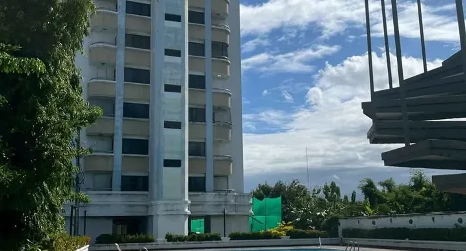 For sale and for rent 3 bedrooms condo in Bang Na, Bangkok