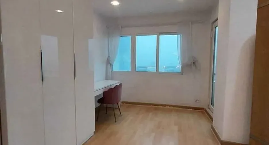 For sale and for rent 3 bedrooms condo in Bang Na, Bangkok