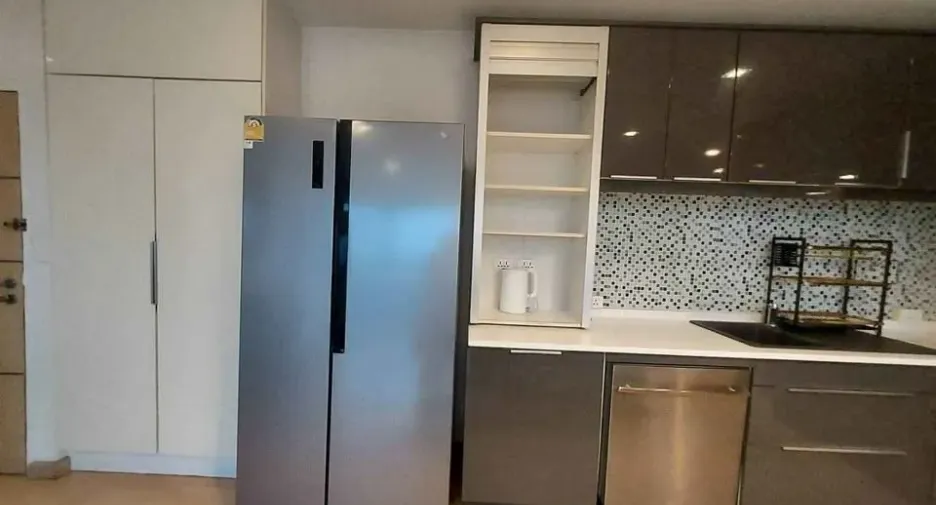 For sale and for rent 3 bedrooms condo in Bang Na, Bangkok