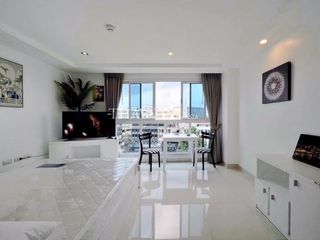 Wohnung zum Kauf mit Studio in Bang Lamung, Chonburi