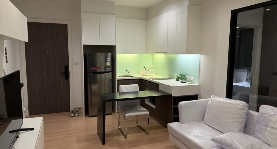 For rent and for sale 1 bed condo in Khlong San, Bangkok
