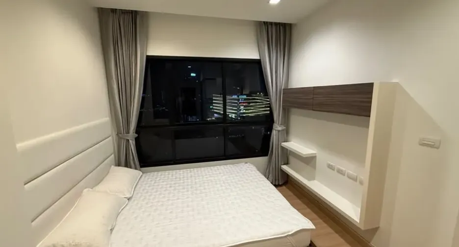 For rent and for sale 1 bed condo in Khlong San, Bangkok