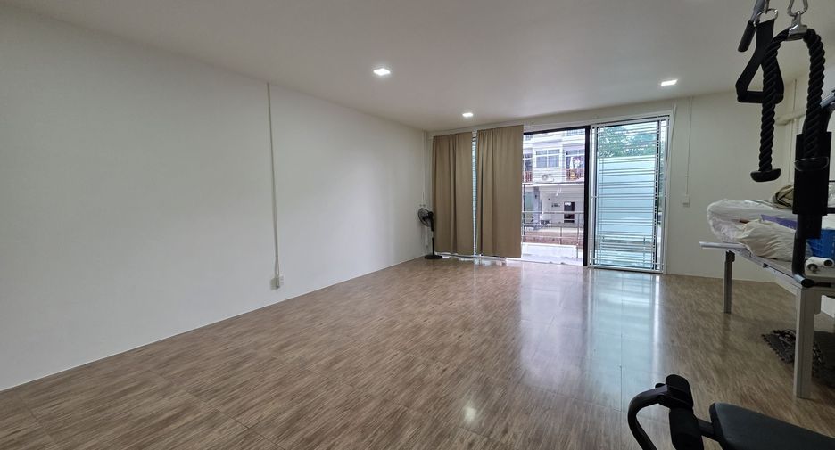 出租 6 卧室 独立屋 在 塔朗, 普吉
