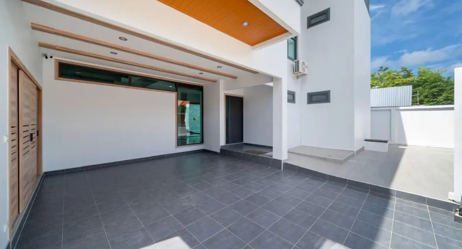 For sale 4 ベッドルーム villa in Mueang Phuket, Phuket