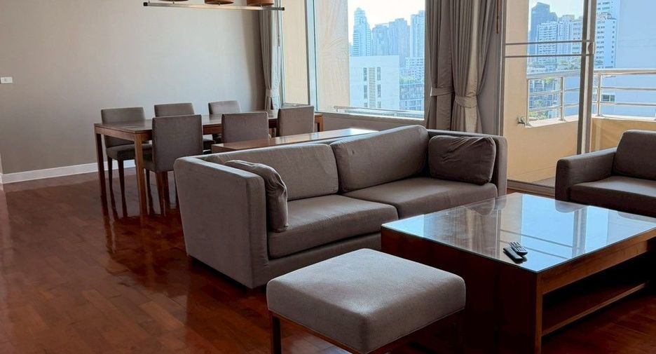 À louer 3 chambres condo à Watthana, Bangkok