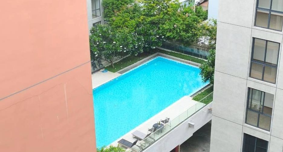 À louer 3 chambres condo à Prawet, Bangkok