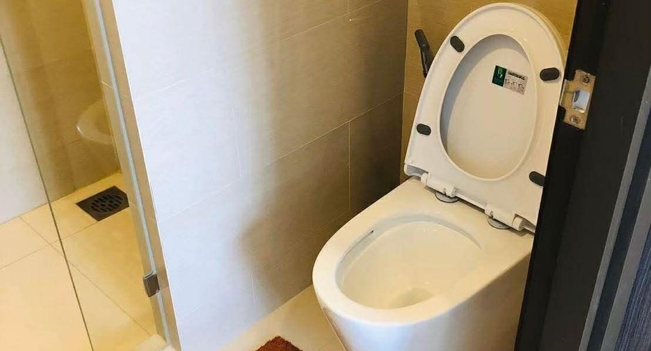 For sale 1 bed condo in Bang Na, Bangkok