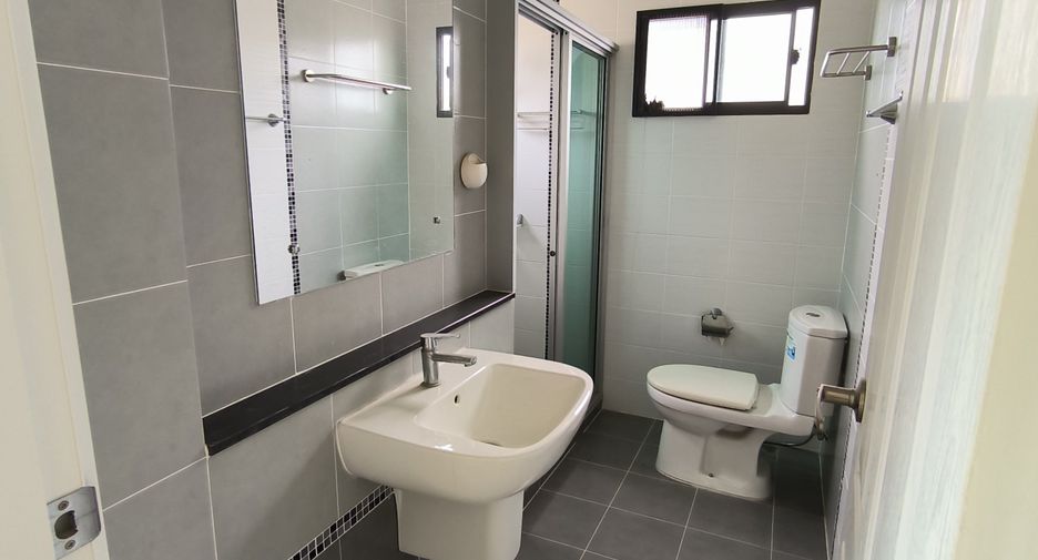 À louer et à vendre 3 chambres maison à Bang Phli, Samut Prakan