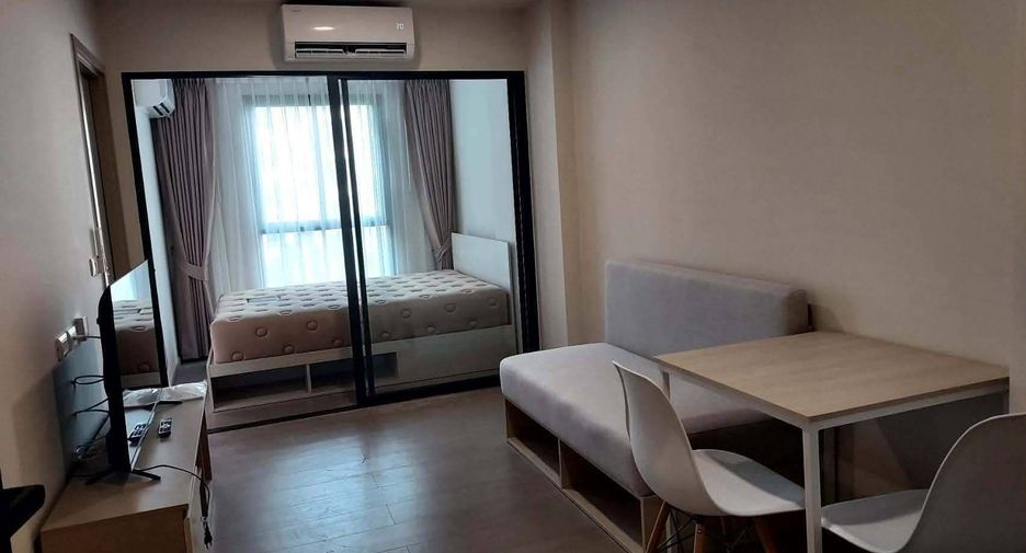 Condo en alquiler de 1 habitaciones en Phra Khanong, Bangkok