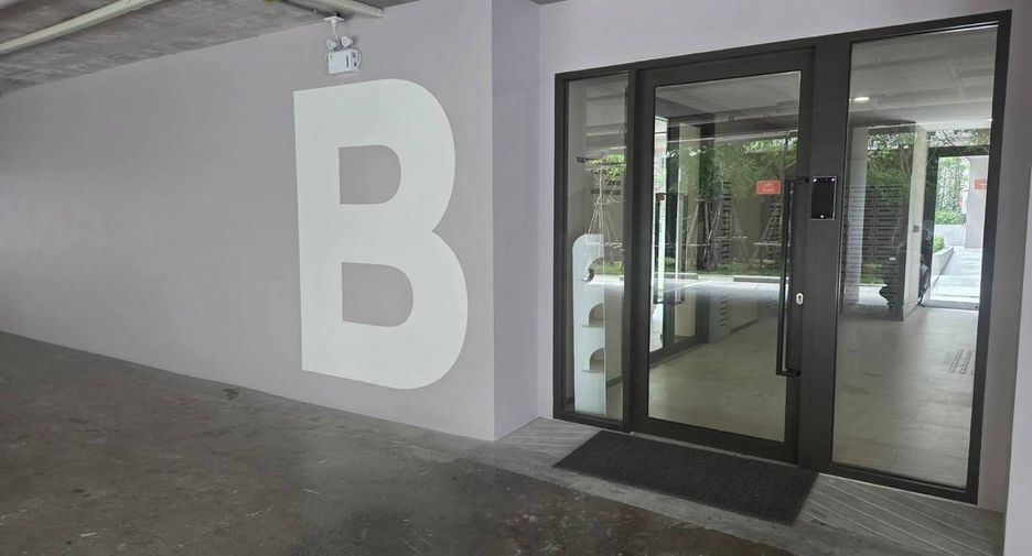 Condo en alquiler de 1 habitaciones en Phra Khanong, Bangkok
