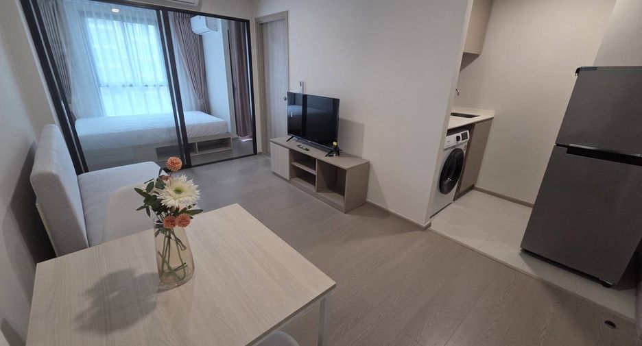 Condo en alquiler de 1 habitaciones en Phra Khanong, Bangkok