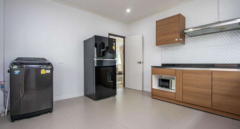 Casa en venta de 4 habitaciones en San Kamphaeng, Chiang Mai