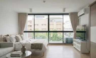 For rent 1 bed condo in Khlong Toei, Bangkok