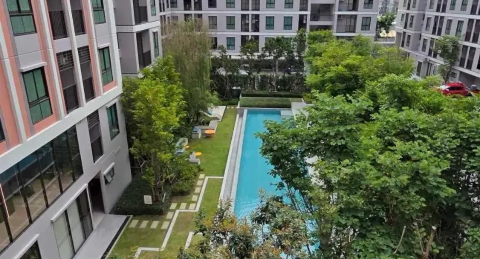 Condo en alquiler de 1 habitaciones en Phra Khanong, Bangkok