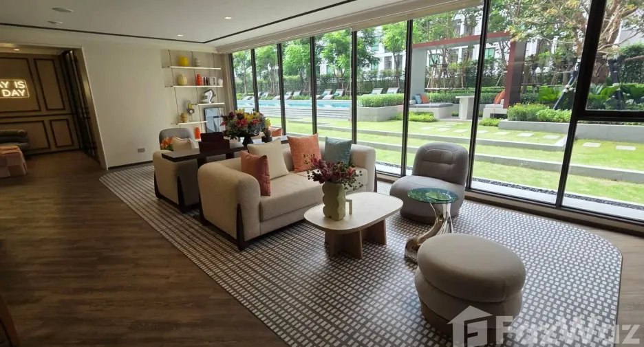Condo en alquiler de 1 habitaciones en Phra Khanong, Bangkok