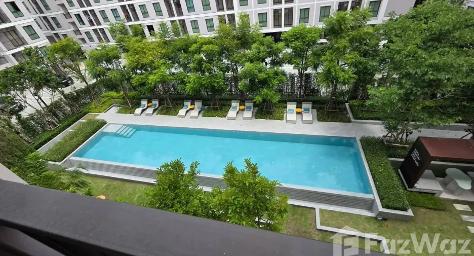 Condo en alquiler de 1 habitaciones en Phra Khanong, Bangkok