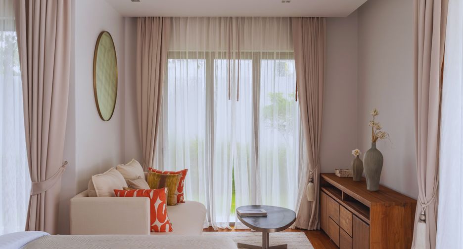 Villa zum Kauf und zur Miete mit 4 Zimmer in Thalang, Phuket