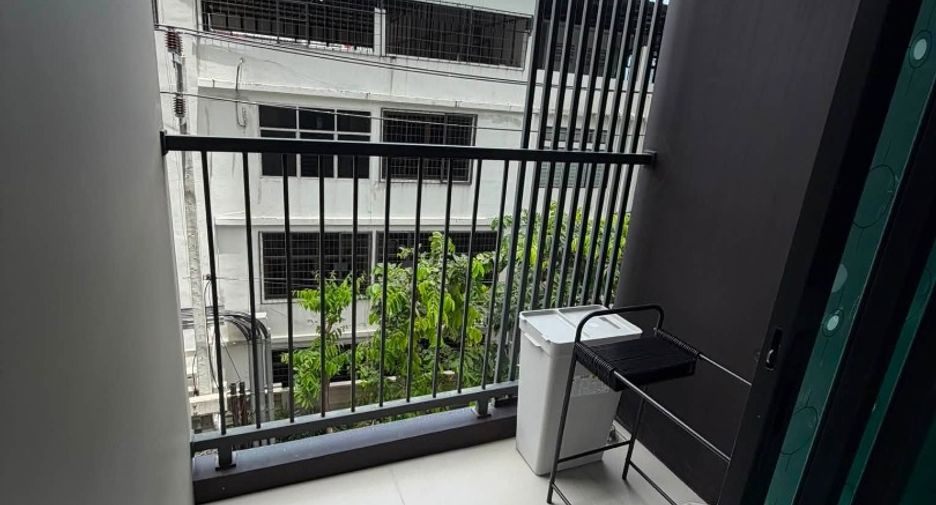 Condo en alquiler de 1 habitaciones en Bang Na, Bangkok