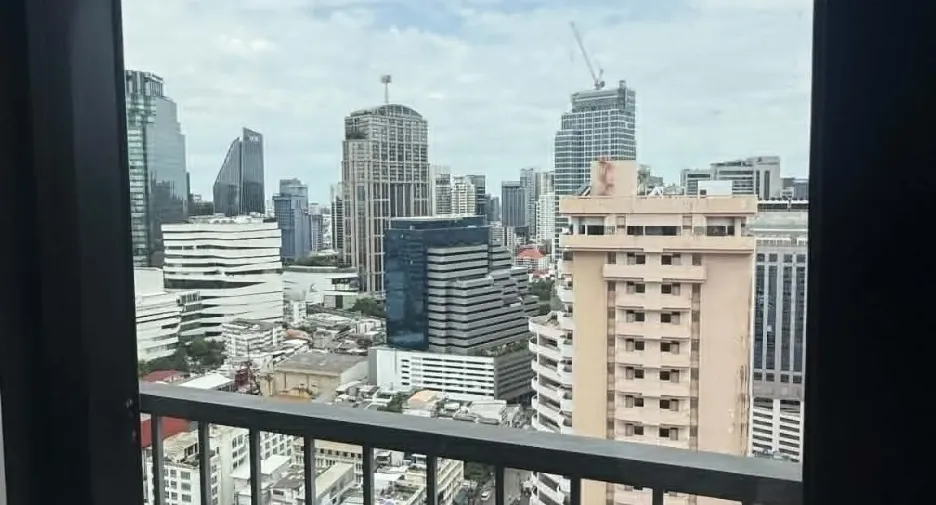 For sale 3 ベッドルーム condo in Watthana, Bangkok
