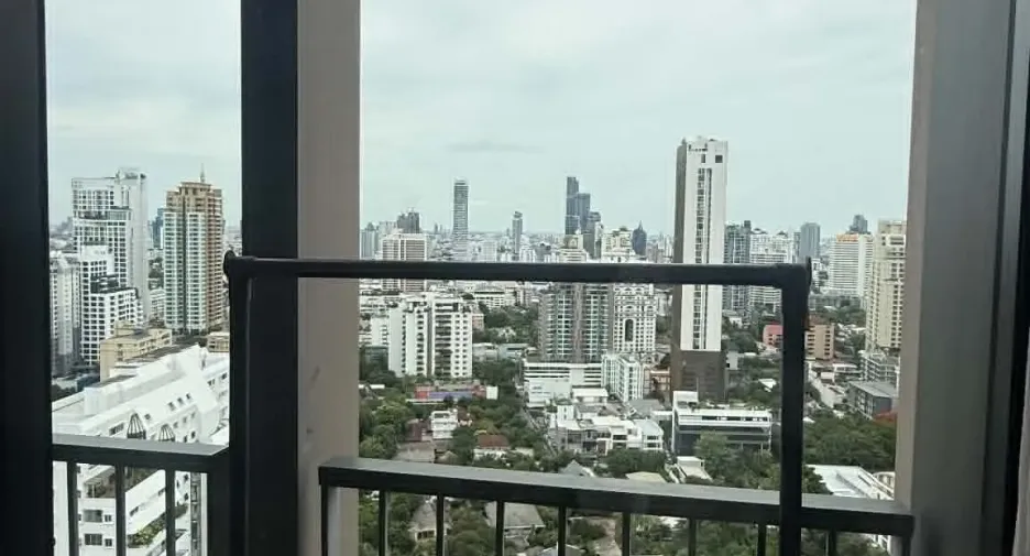 For sale 3 ベッドルーム condo in Watthana, Bangkok