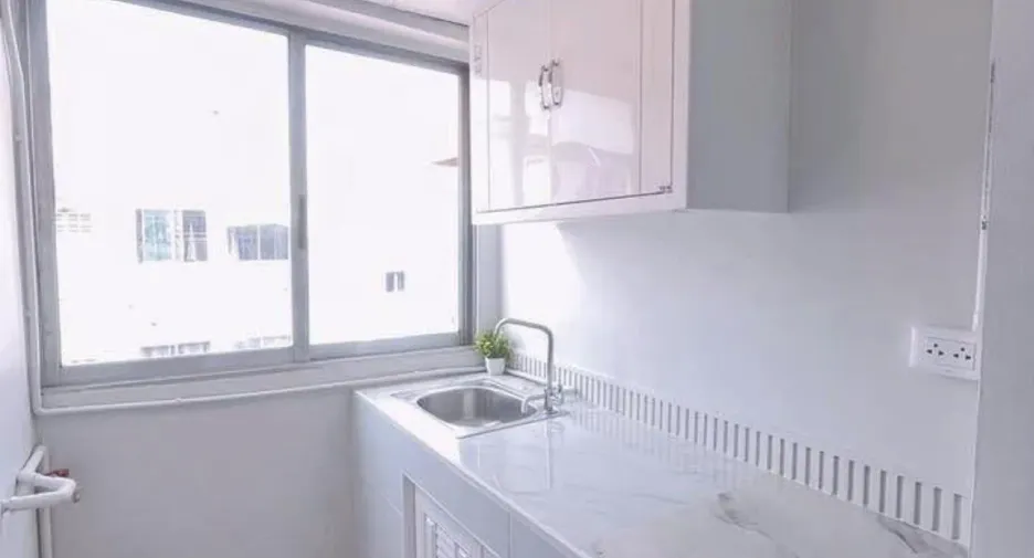 À vendre 1 chambre condo à Bang Kapi, Bangkok