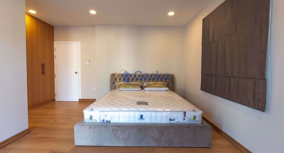 Haus zur Miete mit 3 Zimmer in Bang Lamung, Chonburi