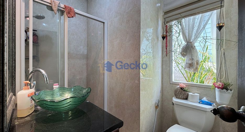 Casa en venta de 2 habitaciones en Bang Lamung, Chonburi