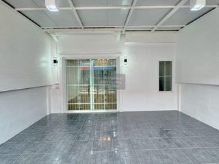 Reihenhaus zum Kauf mit 3 Zimmer in Bang Bua Thong, Nonthaburi