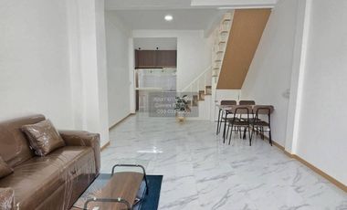 Reihenhaus zum Kauf mit 2 Zimmer in Sai Noi, Nonthaburi