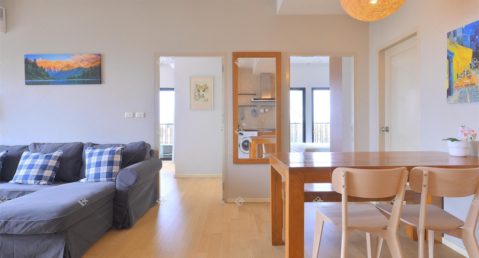 For sale 2 bedrooms condo in Khlong Toei, Bangkok
