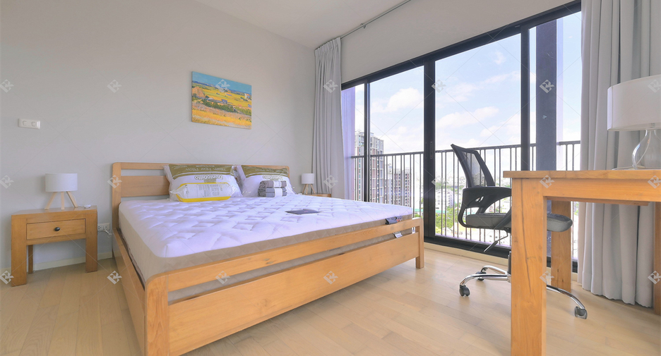 For sale 2 bedrooms condo in Khlong Toei, Bangkok