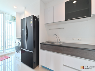 Condo en venta de 2 habitaciones en Yan Nawa, Bangkok
