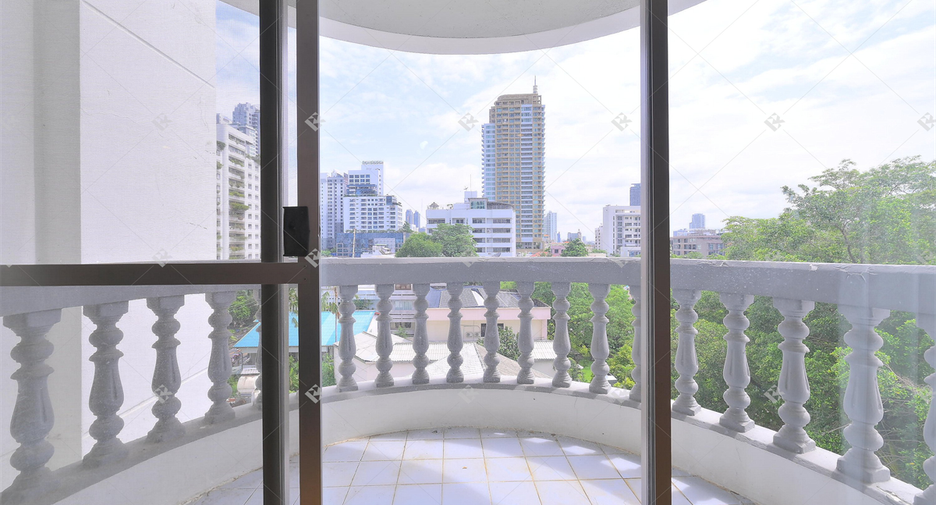 À louer 3 chambres condo à Watthana, Bangkok