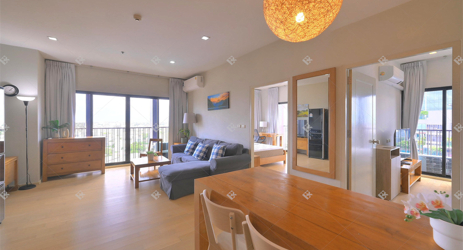 For rent 2 bedrooms condo in Khlong Toei, Bangkok