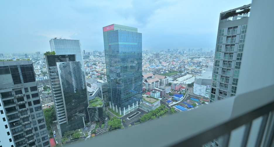 For sale 1 bed condo in Huai Khwang, Bangkok