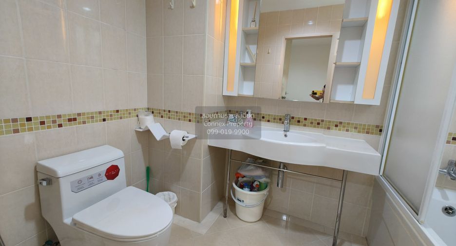 Condo en alquiler de 1 habitaciones en Thon Buri, Bangkok