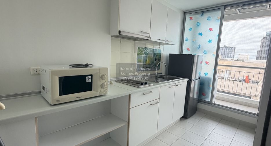 Condo en alquiler de 1 habitaciones en Thon Buri, Bangkok