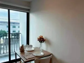 出租 1 卧室 公寓 在 Wang Thong Lang, 曼谷