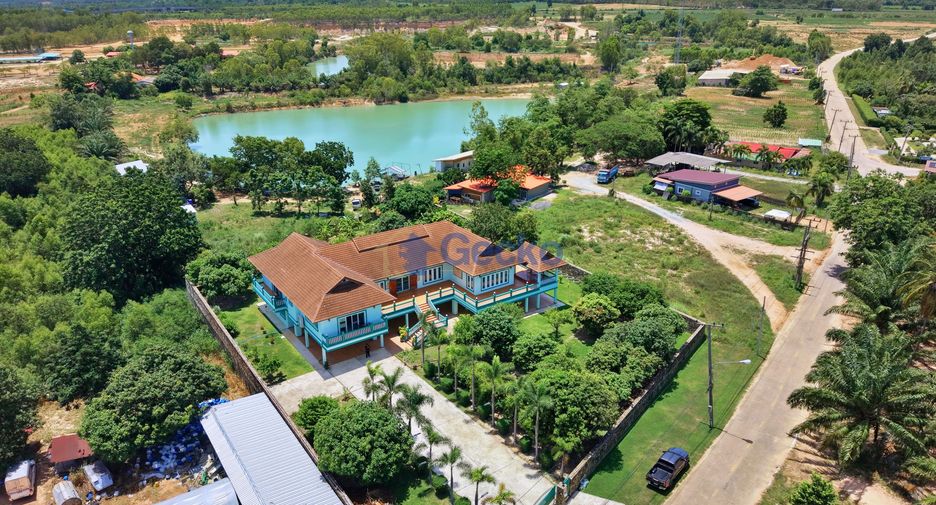 Продажа 4 спальни дом в Huay Yai, Паттайя
