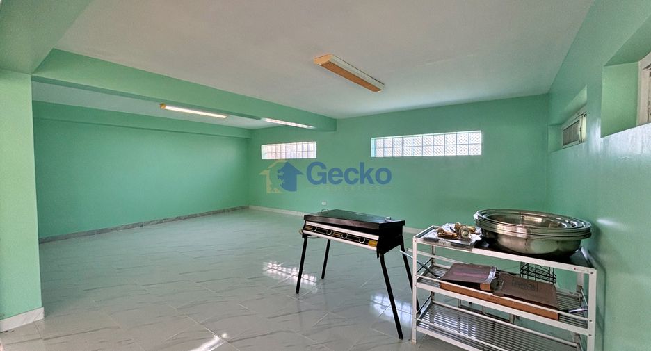 Продажа 4 спальни дом в Huay Yai, Паттайя