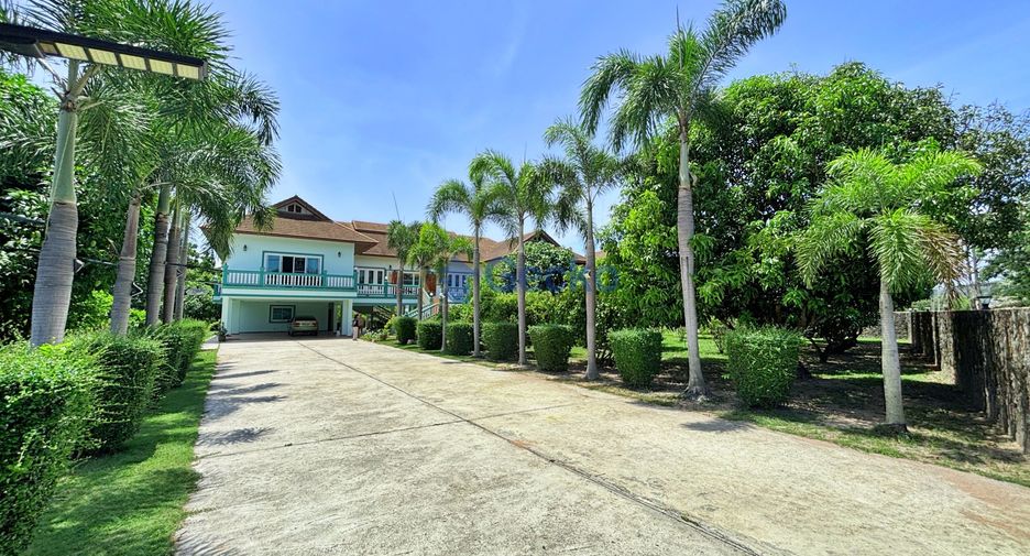 Продажа 4 спальни дом в Huay Yai, Паттайя