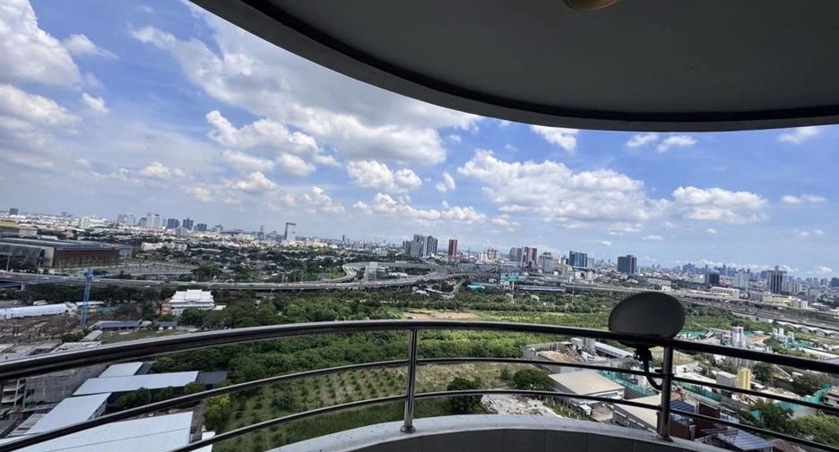 For sale 1 bed condo in Huai Khwang, Bangkok