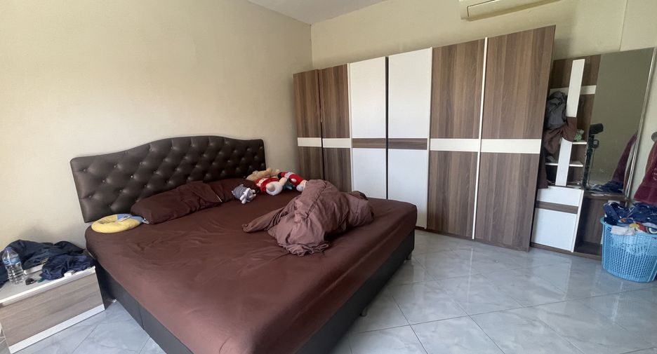 Villa en alquiler de 4 habitaciones en Mueang Phuket, Phuket