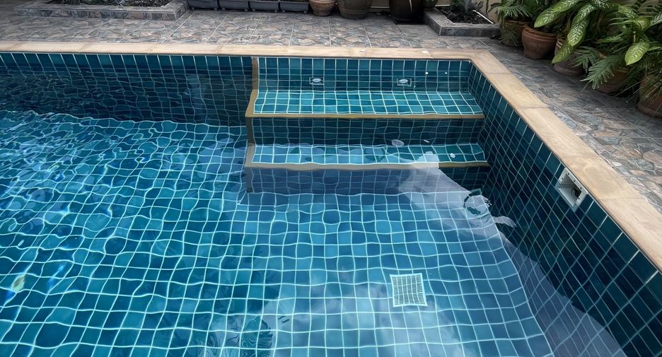 Villa en alquiler de 4 habitaciones en Mueang Phuket, Phuket