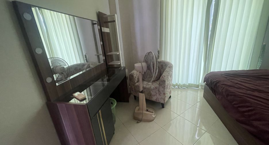 Villa en alquiler de 4 habitaciones en Mueang Phuket, Phuket