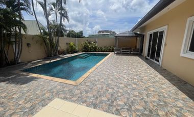 Villa en alquiler de 4 habitaciones en Mueang Phuket, Phuket